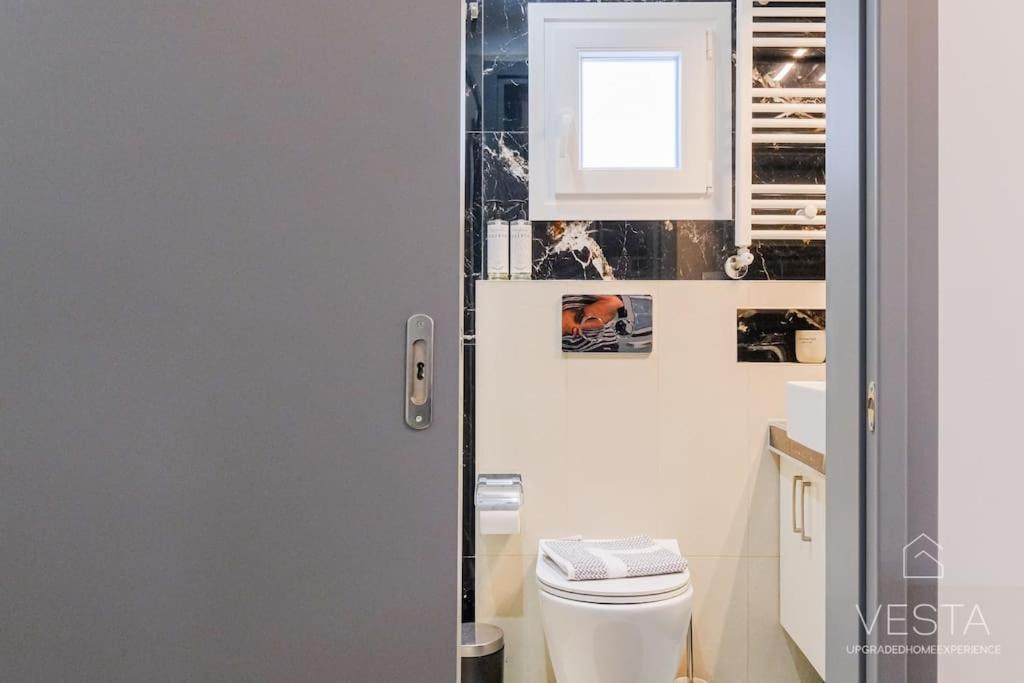 Theofilos Urban Apartment, Close To City Center سالونيك المظهر الخارجي الصورة