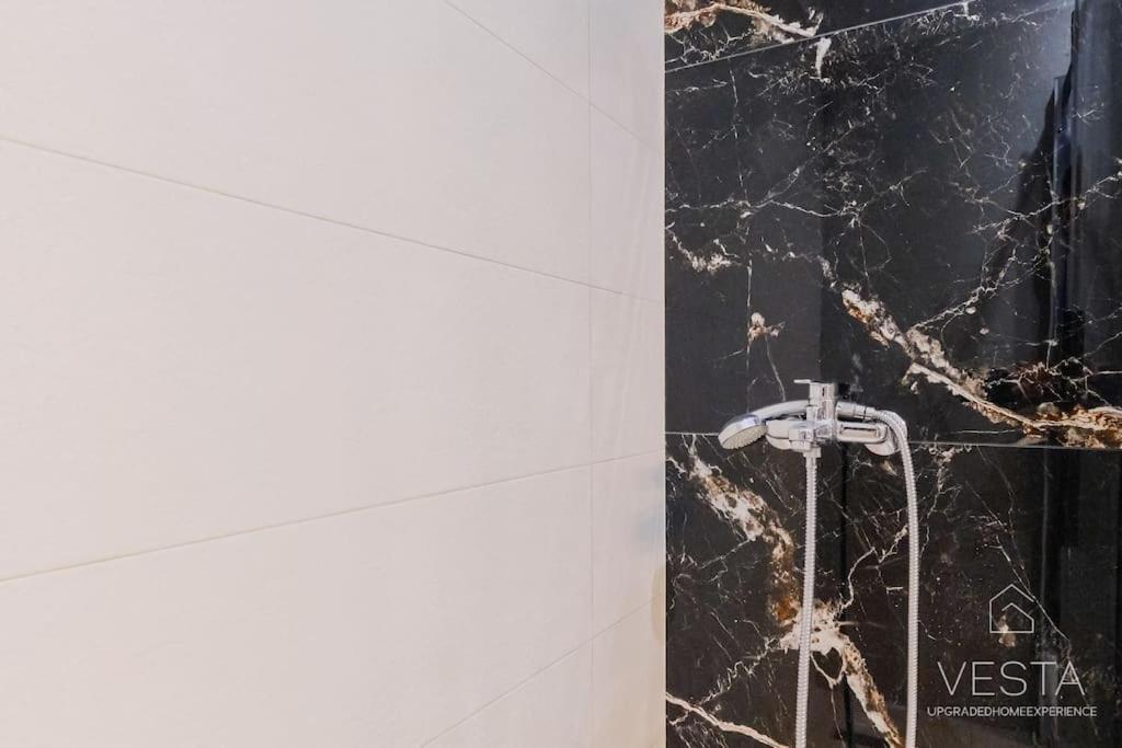 Theofilos Urban Apartment, Close To City Center سالونيك المظهر الخارجي الصورة